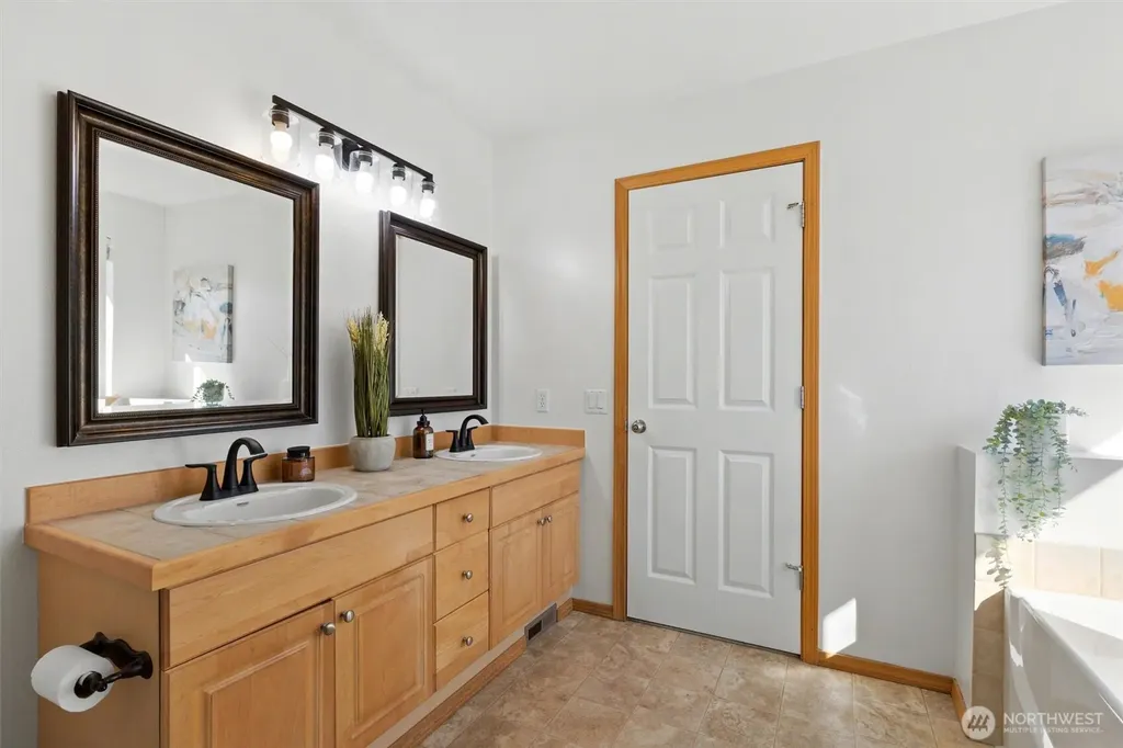 4714 118th Place SE Everett WA 98208
