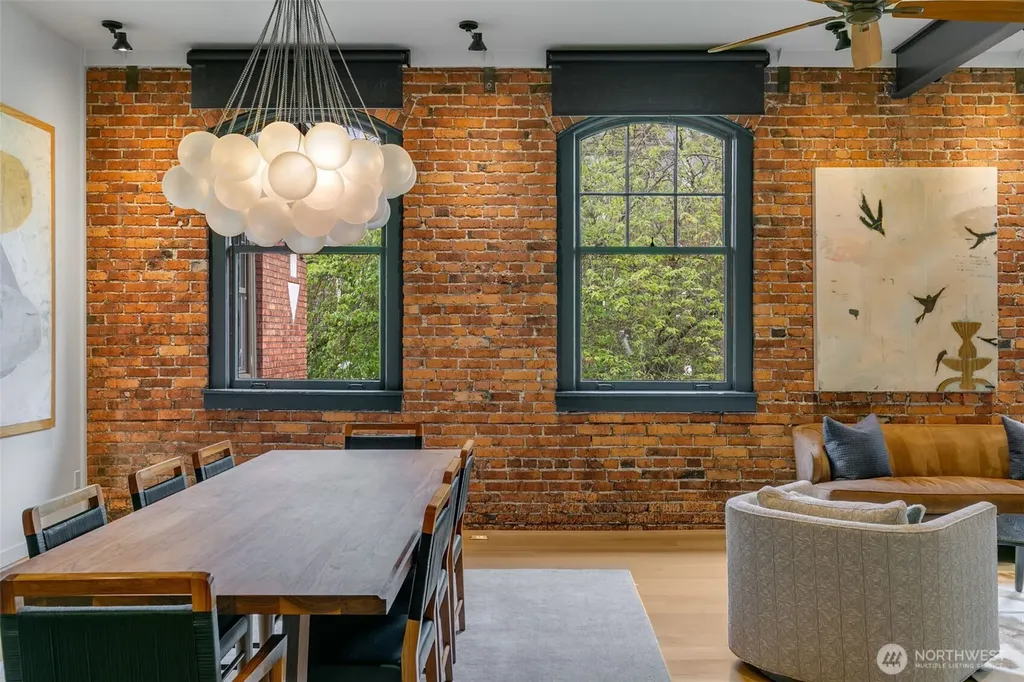 1406 Harvard Avenue Seattle WA 98122