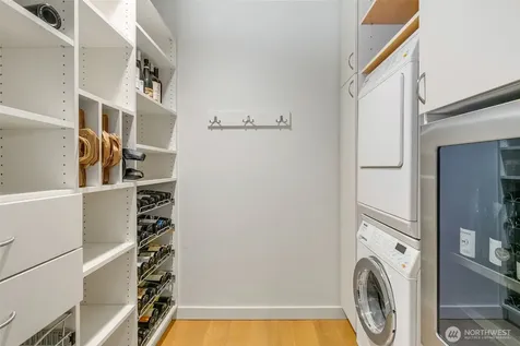 1406 Harvard Avenue Seattle WA 98122