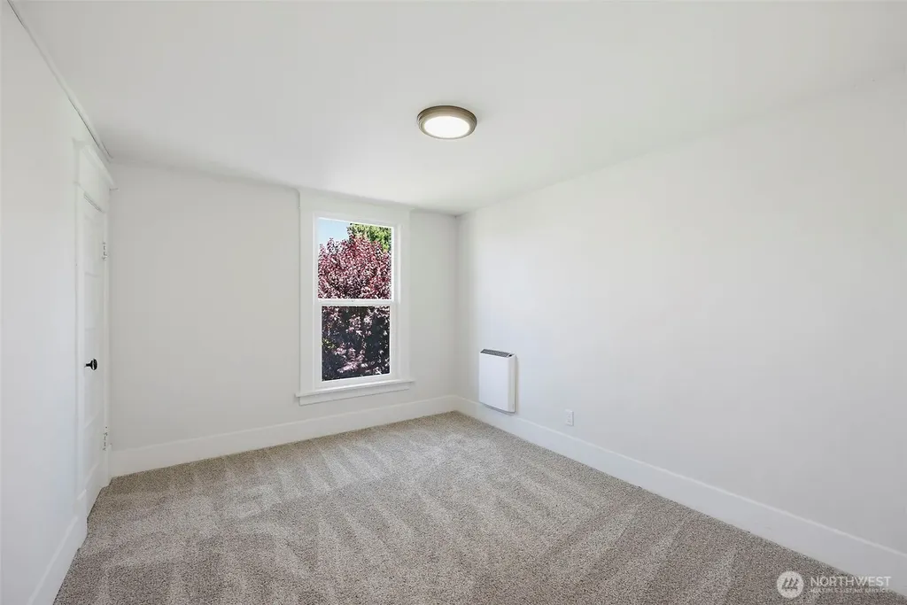 1118 Thompson Street Sumner WA 98390