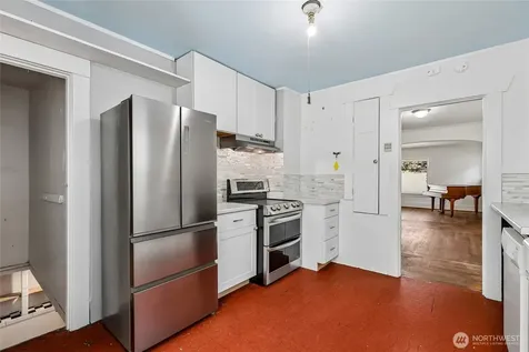4055 Latona Avenue NE Seattle WA 98105