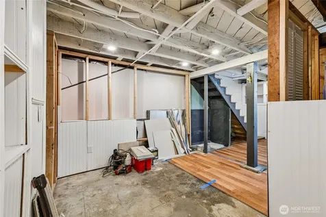 4055 Latona Avenue NE Seattle WA 98105