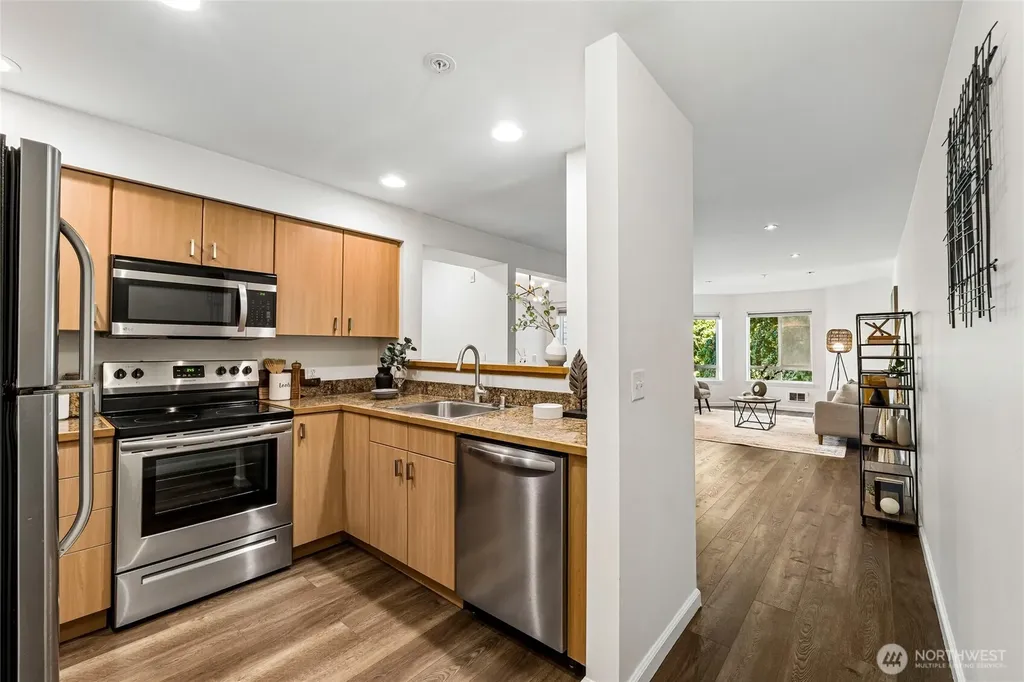 2530 15th Avenue W Seattle WA 98119