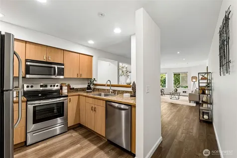 2530 15th Avenue W Seattle WA 98119