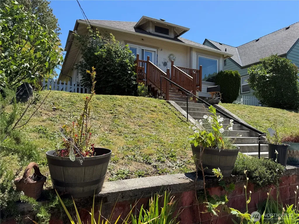 914 Pacific Avenue Bremerton WA 98337