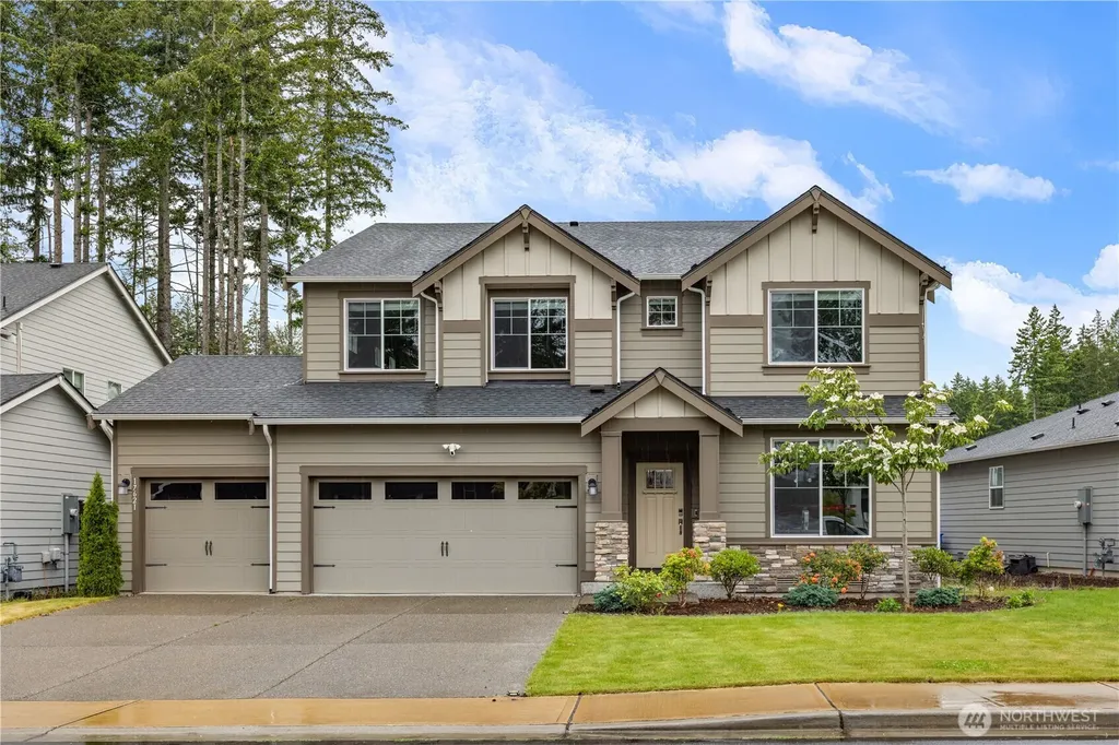 17621 Crossing Drive E Puyallup WA 98374