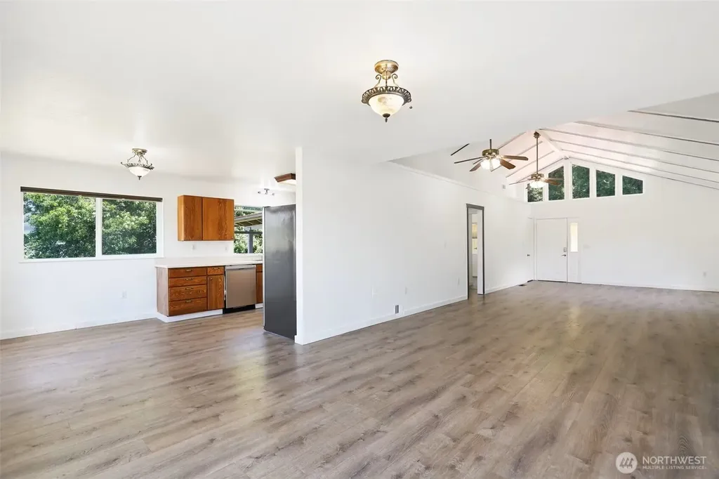 272 State Route 107 Montesano WA 98563