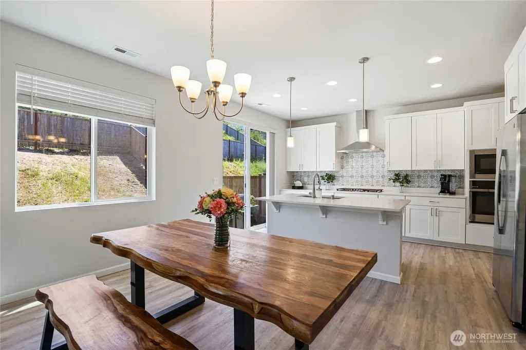740 SE Nordmann Loop Port Orchard WA 98366
