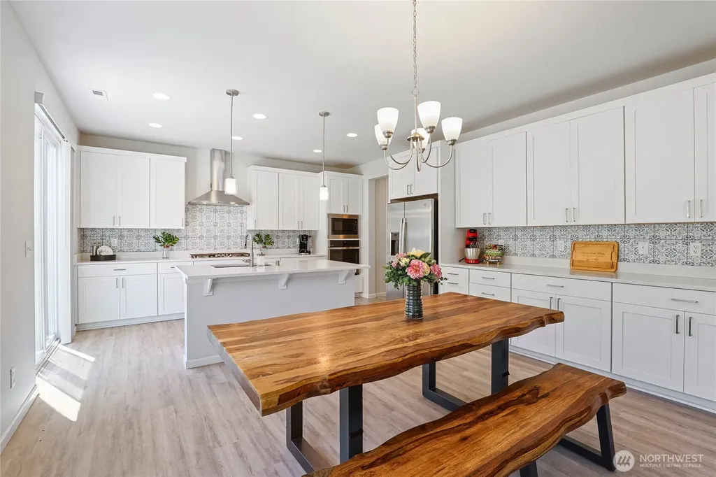 740 SE Nordmann Loop Port Orchard WA 98366