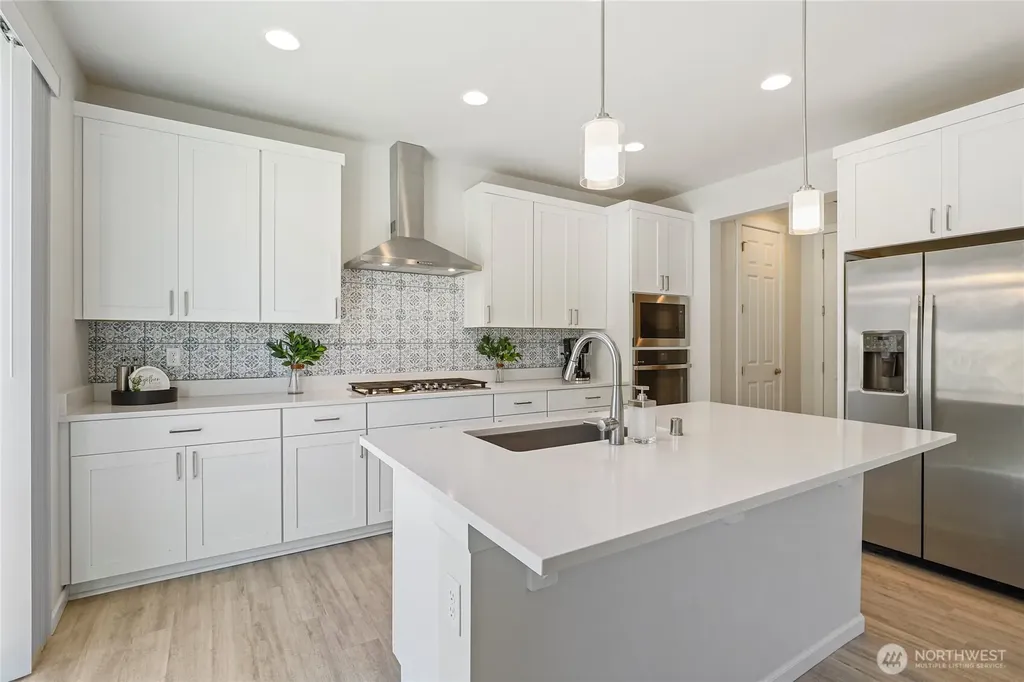 740 SE Nordmann Loop Port Orchard WA 98366