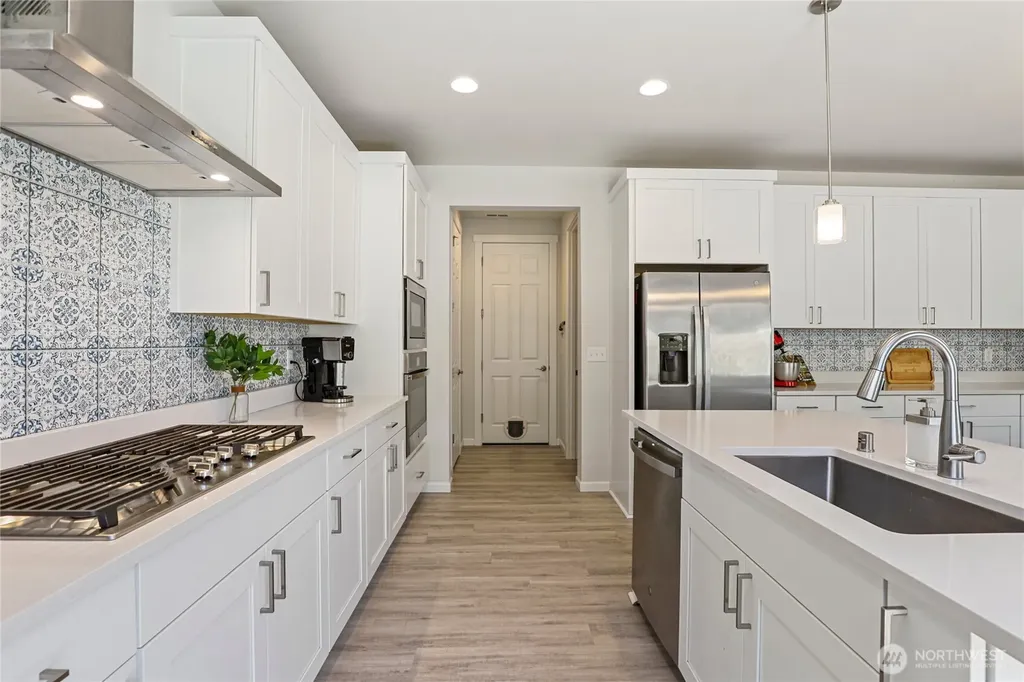 740 SE Nordmann Loop Port Orchard WA 98366