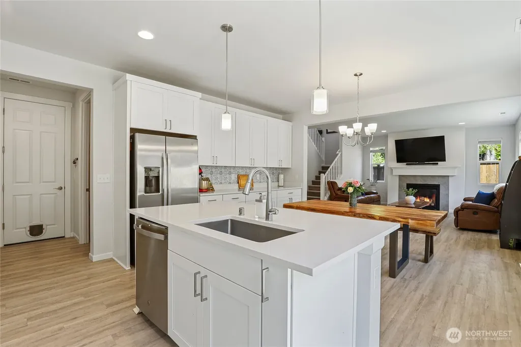 740 SE Nordmann Loop Port Orchard WA 98366