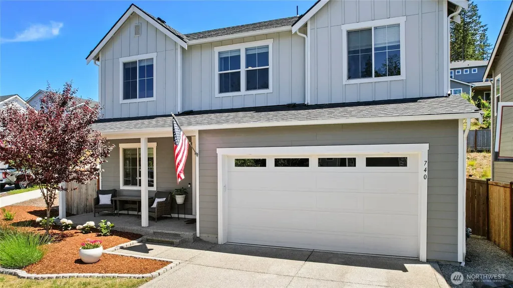 740 SE Nordmann Loop Port Orchard WA 98366