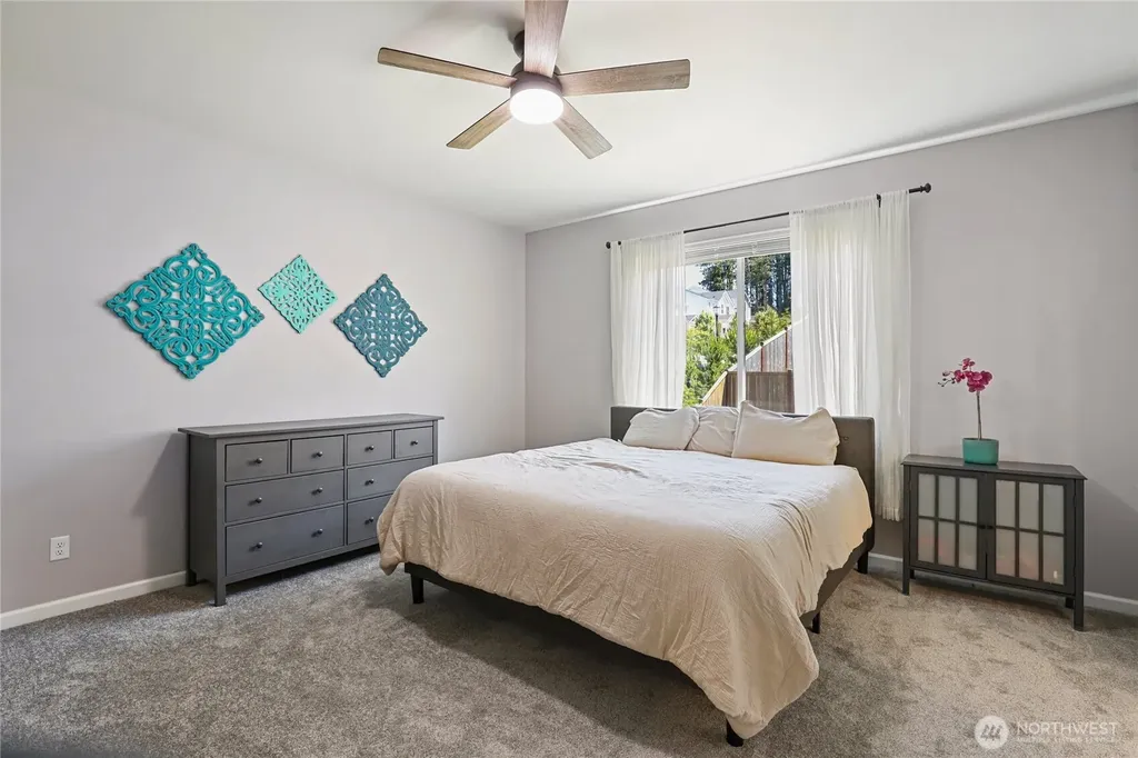 740 SE Nordmann Loop Port Orchard WA 98366