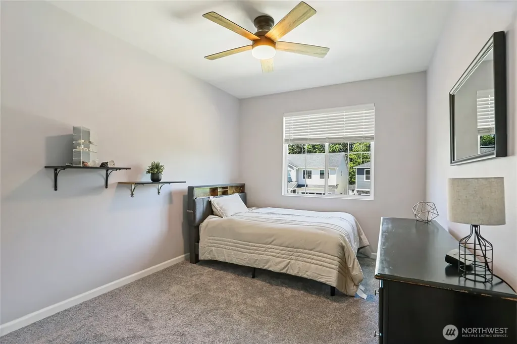 740 SE Nordmann Loop Port Orchard WA 98366