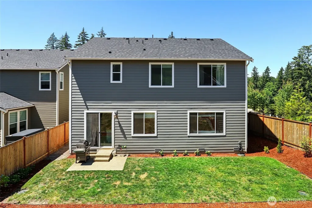 740 SE Nordmann Loop Port Orchard WA 98366