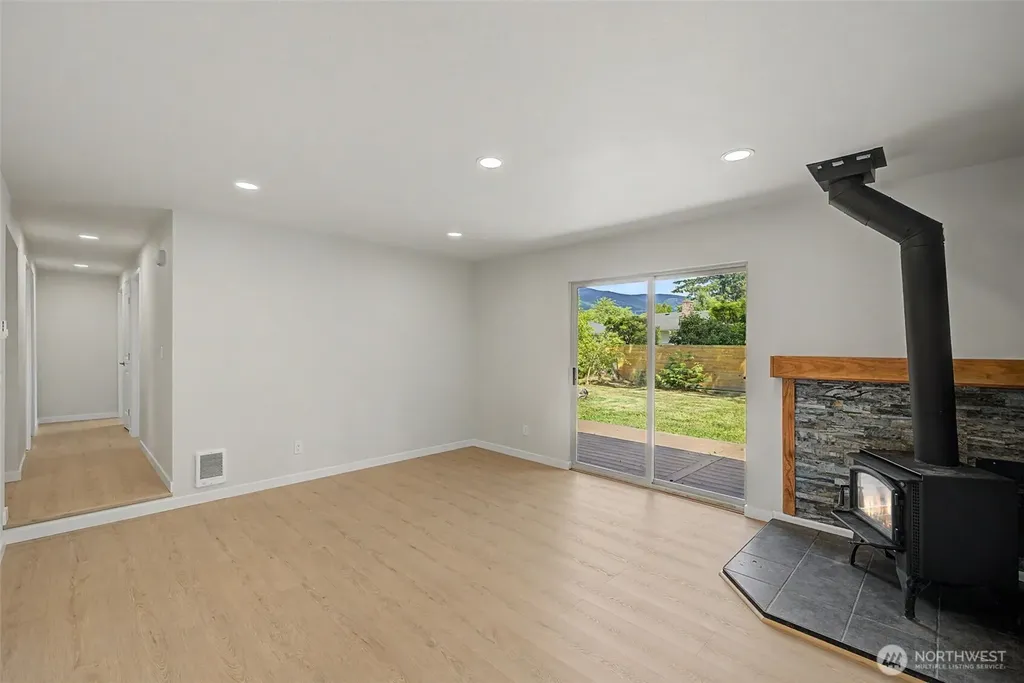 1011 Calkin Place Sedro Woolley WA 98284