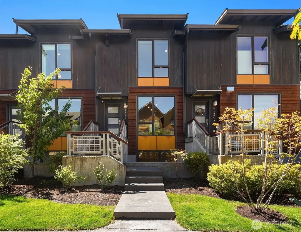 6546 32nd Avenue NE Seattle WA 98115