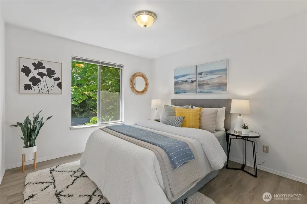 3006 89th Place SE Mercer Island WA 98040