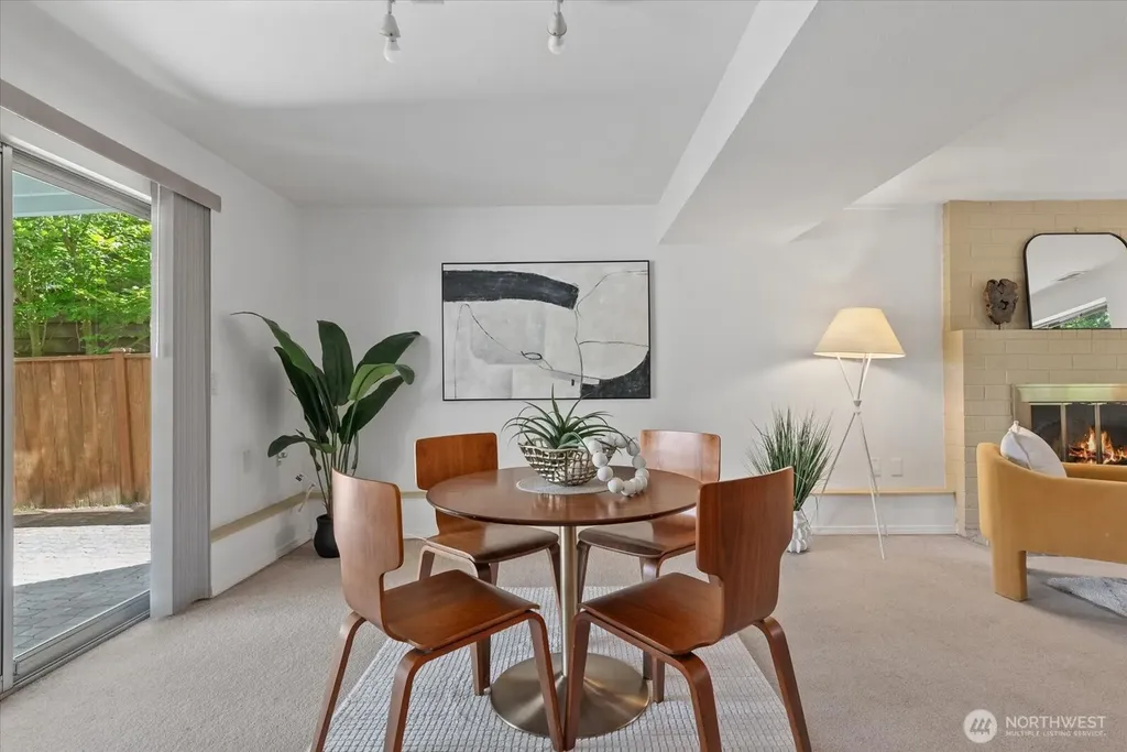 3006 89th Place SE Mercer Island WA 98040