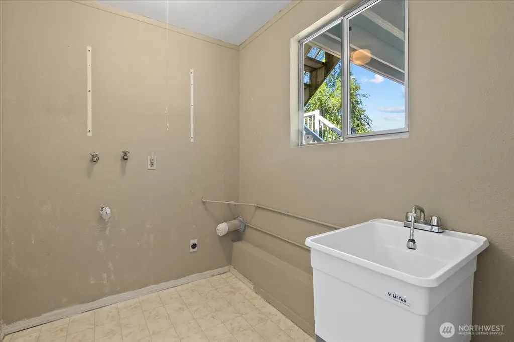 3006 89th Place SE Mercer Island WA 98040