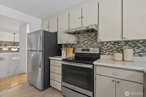 3006 89th Place SE Mercer Island WA 98040