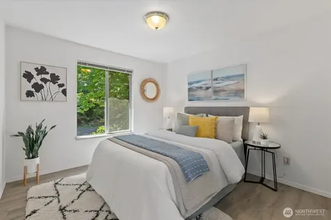 3006 89th Place SE Mercer Island WA 98040
