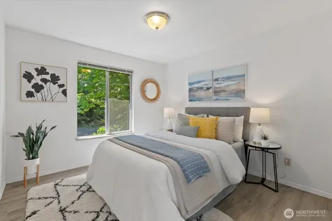3006 89th Place SE Mercer Island WA 98040
