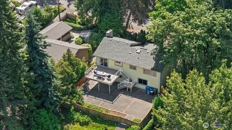 3006 89th Place SE Mercer Island WA 98040