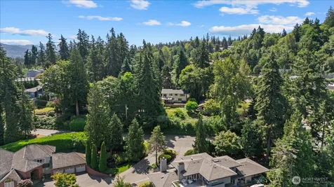 3006 89th Place SE Mercer Island WA 98040