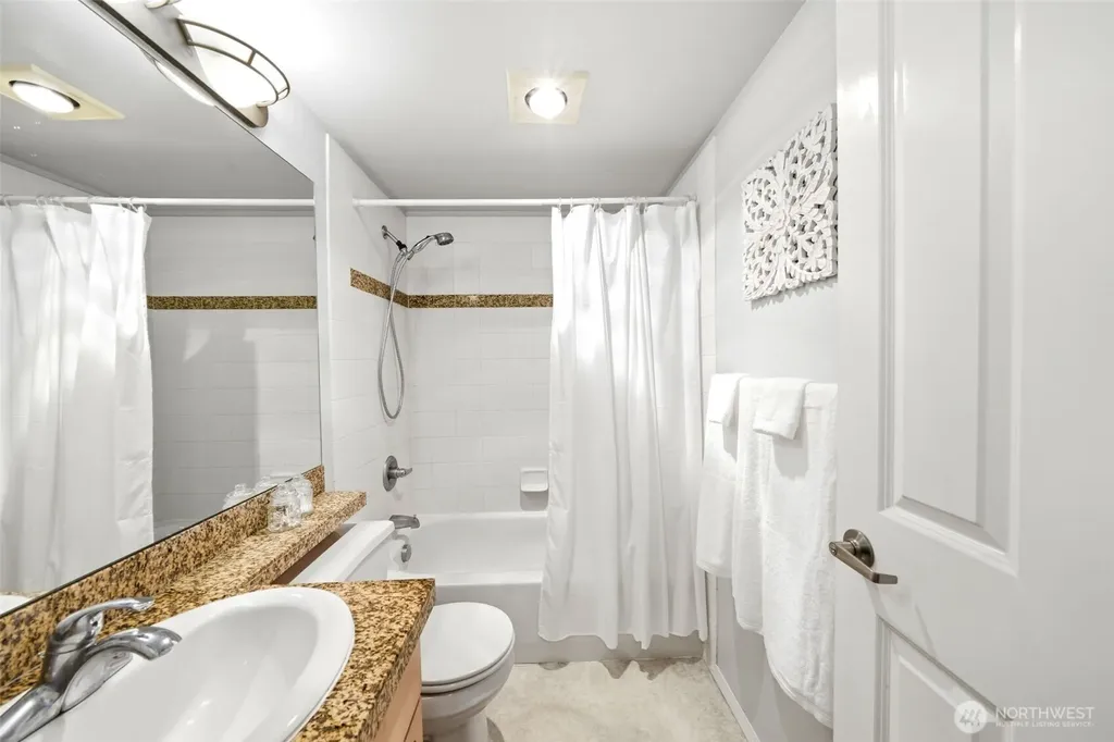 2433 NW 59th Street Seattle WA 98107