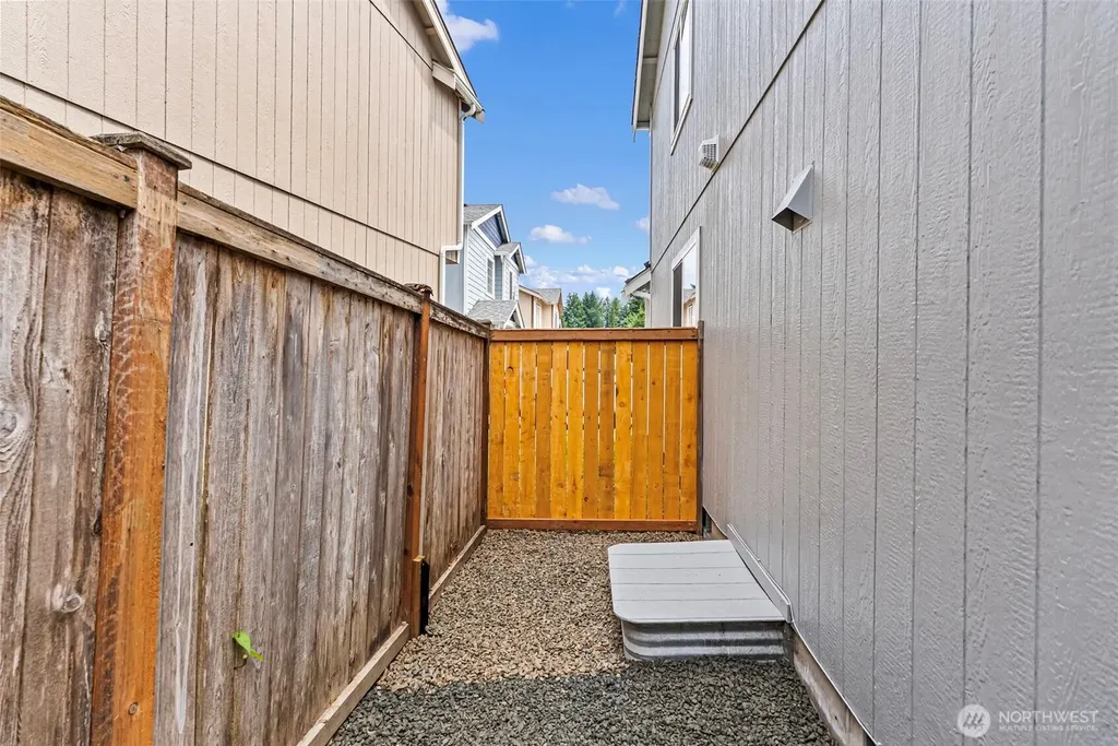 4909 Bowwood Circle NE Bremerton WA 98310
