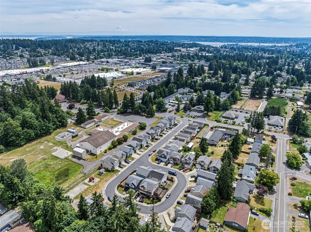 4909 Bowwood Circle NE Bremerton WA 98310