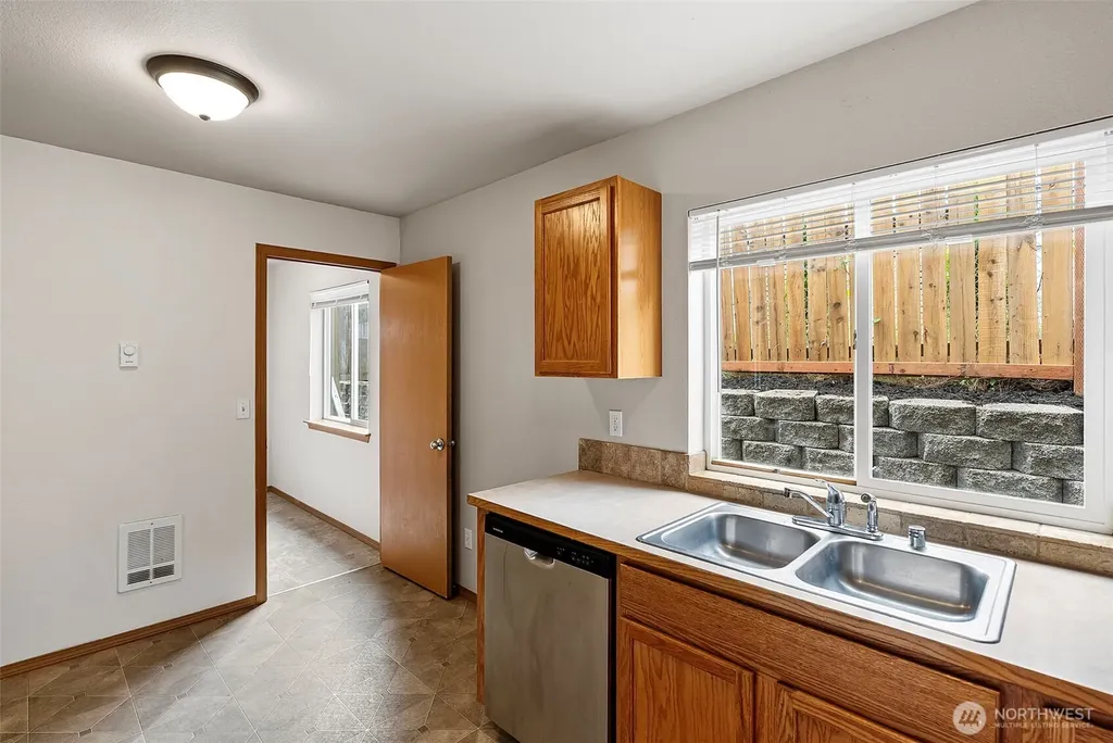 4909 Bowwood Circle NE Bremerton WA 98310