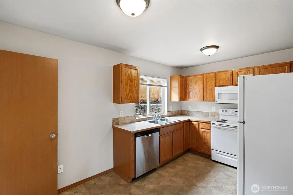 4909 Bowwood Circle NE Bremerton WA 98310