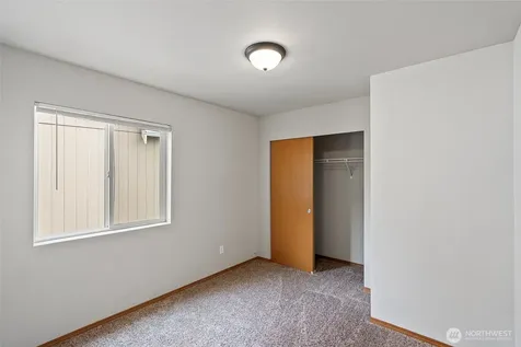 4909 Bowwood Circle NE Bremerton WA 98310