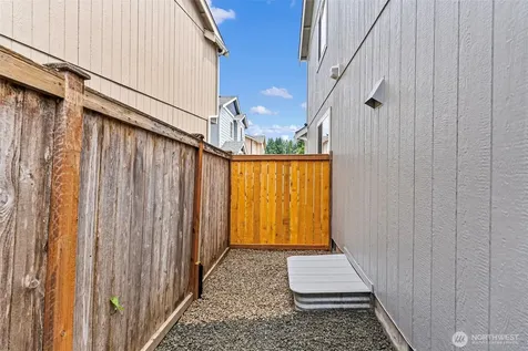 4909 Bowwood Circle NE Bremerton WA 98310