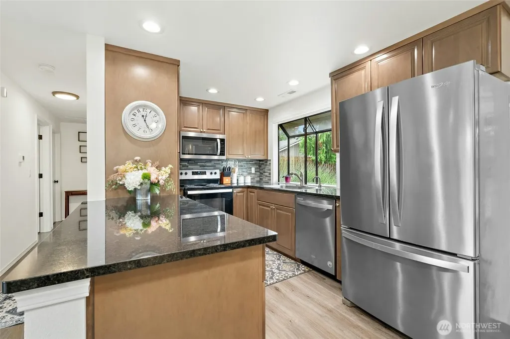 237 S 186th Street Burien WA 98148