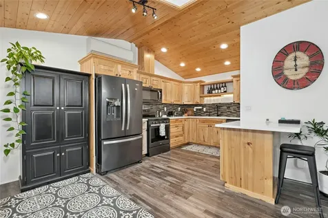 237 S 186th Street Burien WA 98148