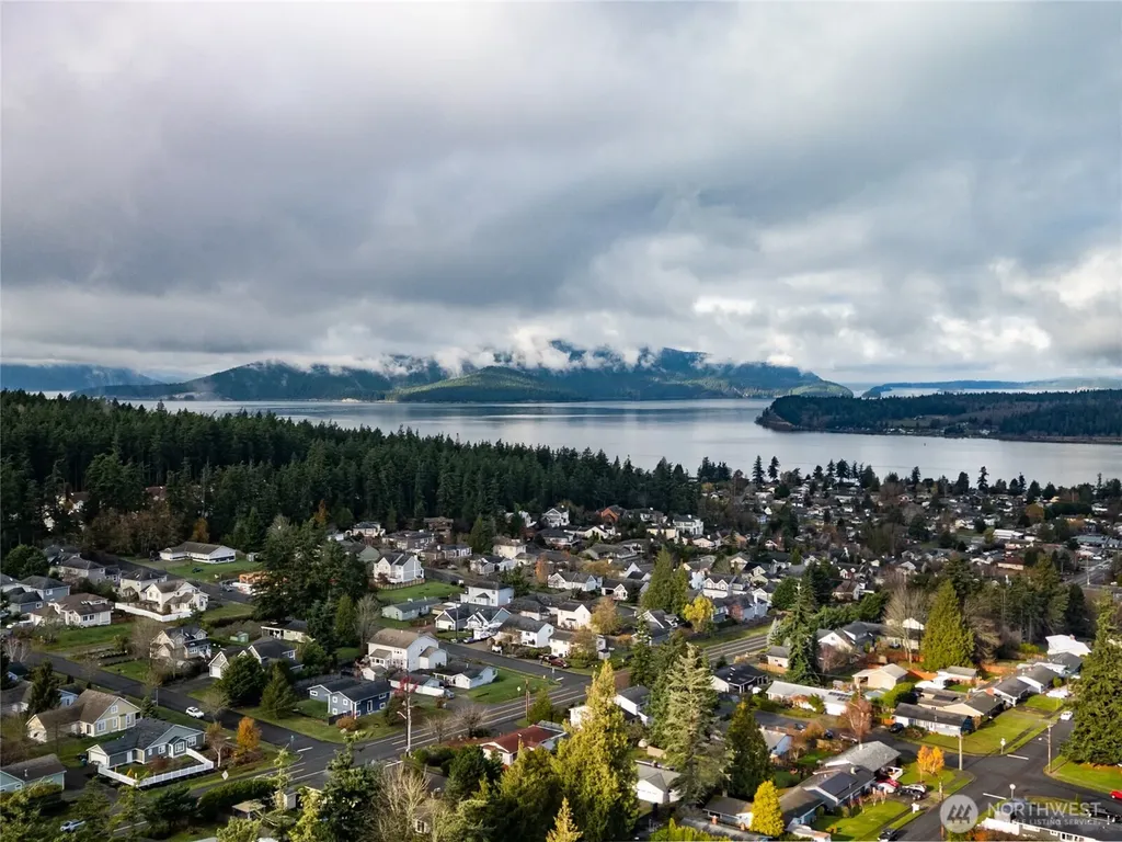 2108 Creekside Circle Anacortes WA 98221