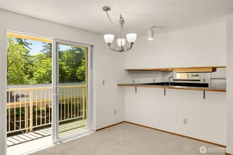 15816 NE Leary Way Redmond WA 98052