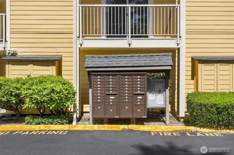 15816 NE Leary Way Redmond WA 98052