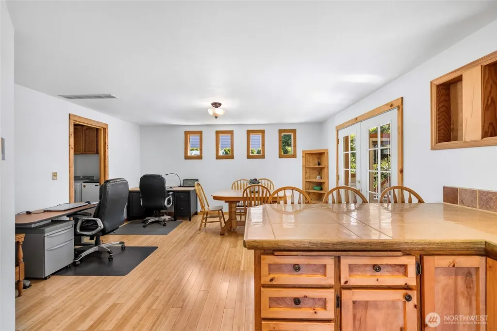 801 N Waugh Road Mount Vernon WA 98273