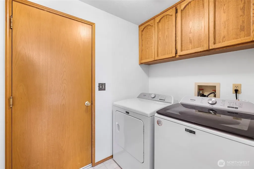 801 N Waugh Road Mount Vernon WA 98273