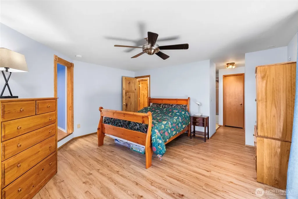 801 N Waugh Road Mount Vernon WA 98273
