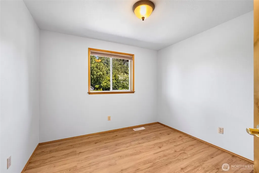 801 N Waugh Road Mount Vernon WA 98273