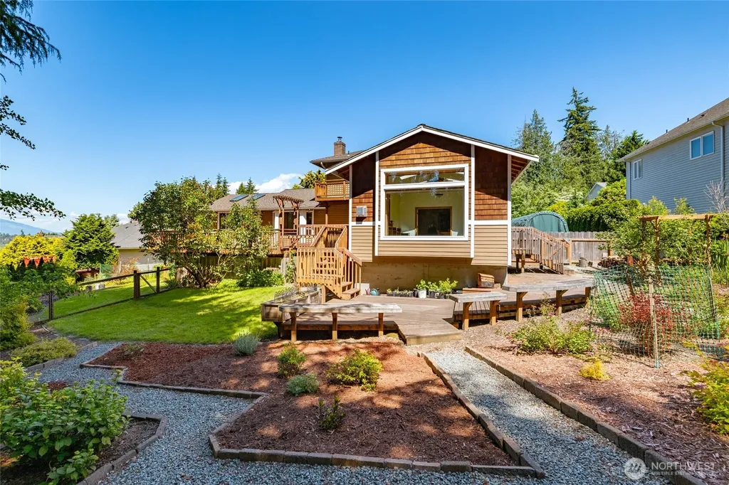 801 N Waugh Road Mount Vernon WA 98273