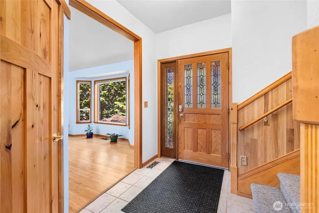 801 N Waugh Road Mount Vernon WA 98273