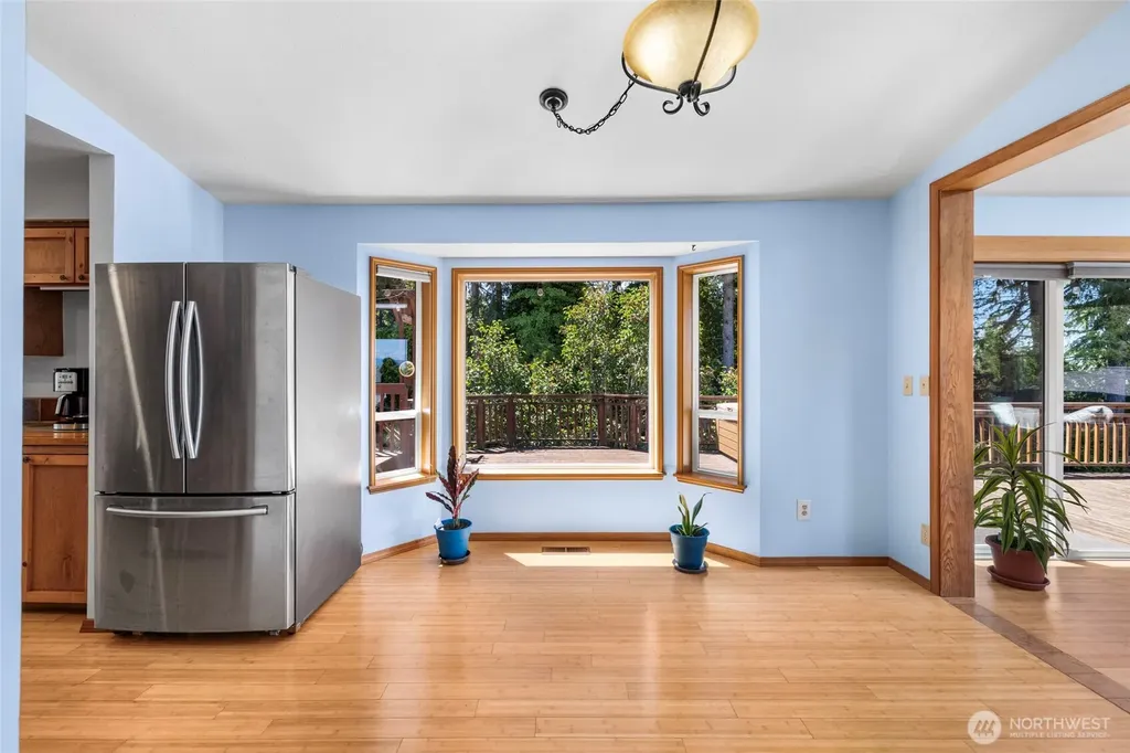 801 N Waugh Road Mount Vernon WA 98273
