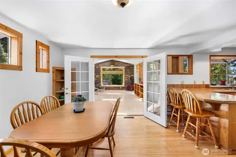801 N Waugh Road Mount Vernon WA 98273